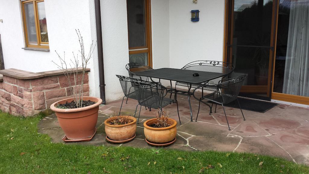 Ferienhaus Schwoerer Rheinhausen Bilik gambar