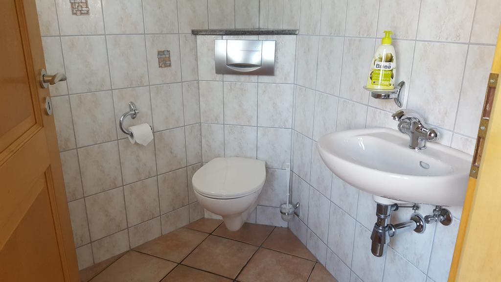 Ferienhaus Schwoerer Rheinhausen Luaran gambar