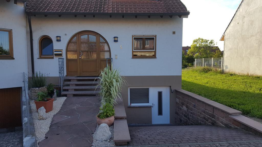 Ferienhaus Schwoerer Rheinhausen Luaran gambar